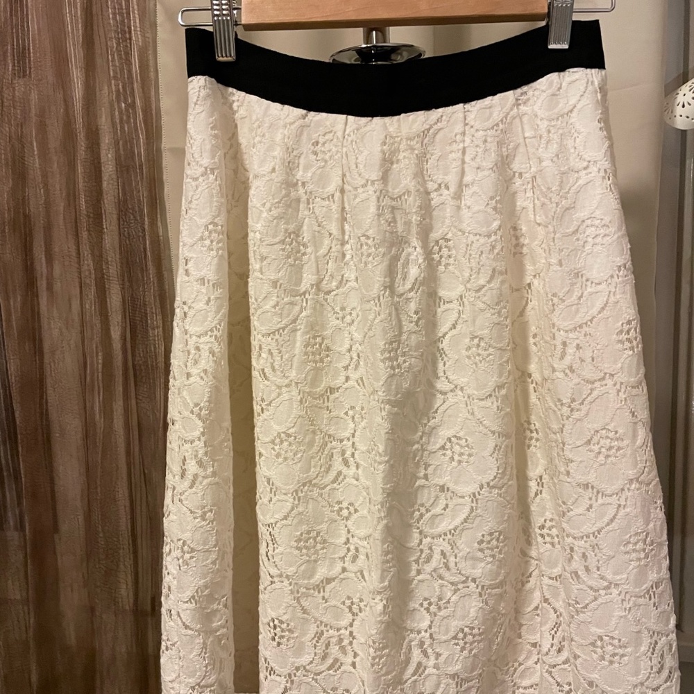 White lace skirt with ribbon waist trim by the Loft